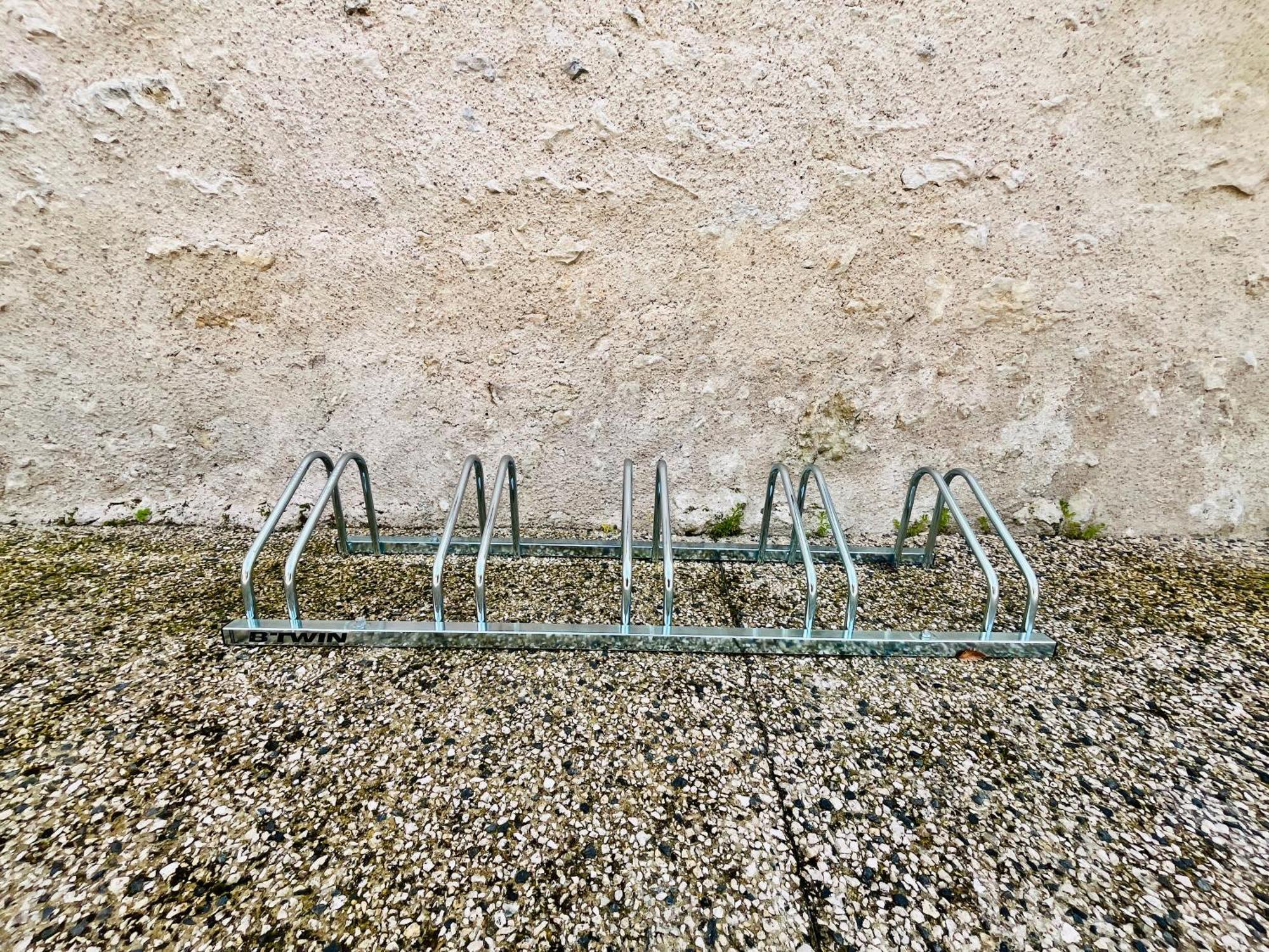 Limeray Centre-Bourg, Calme, Familial, L'Appart Du Clocher מראה חיצוני תמונה